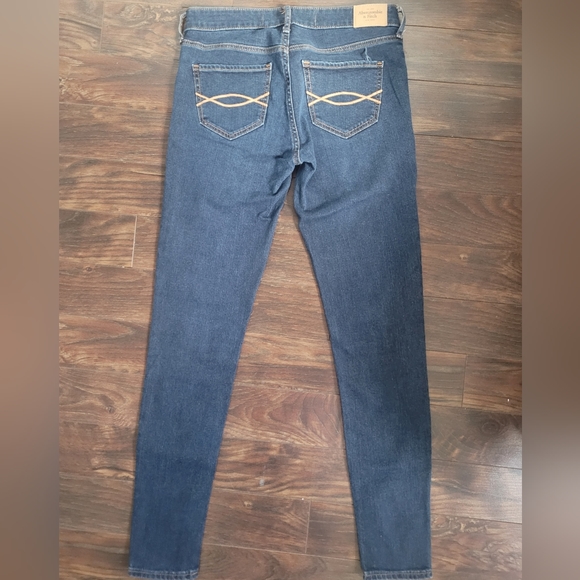 Abercrombie Jeans - Picture 2 of 3